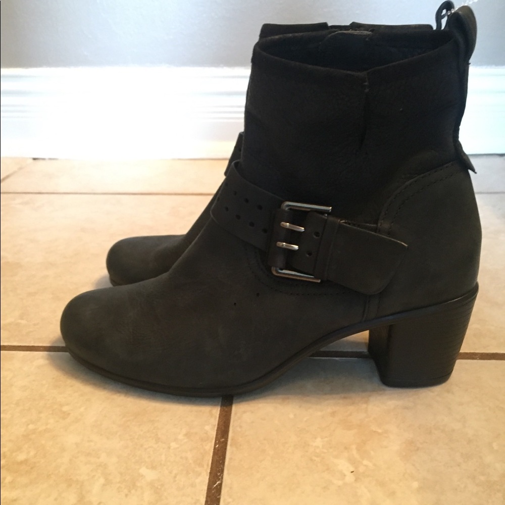 Ecco Heels